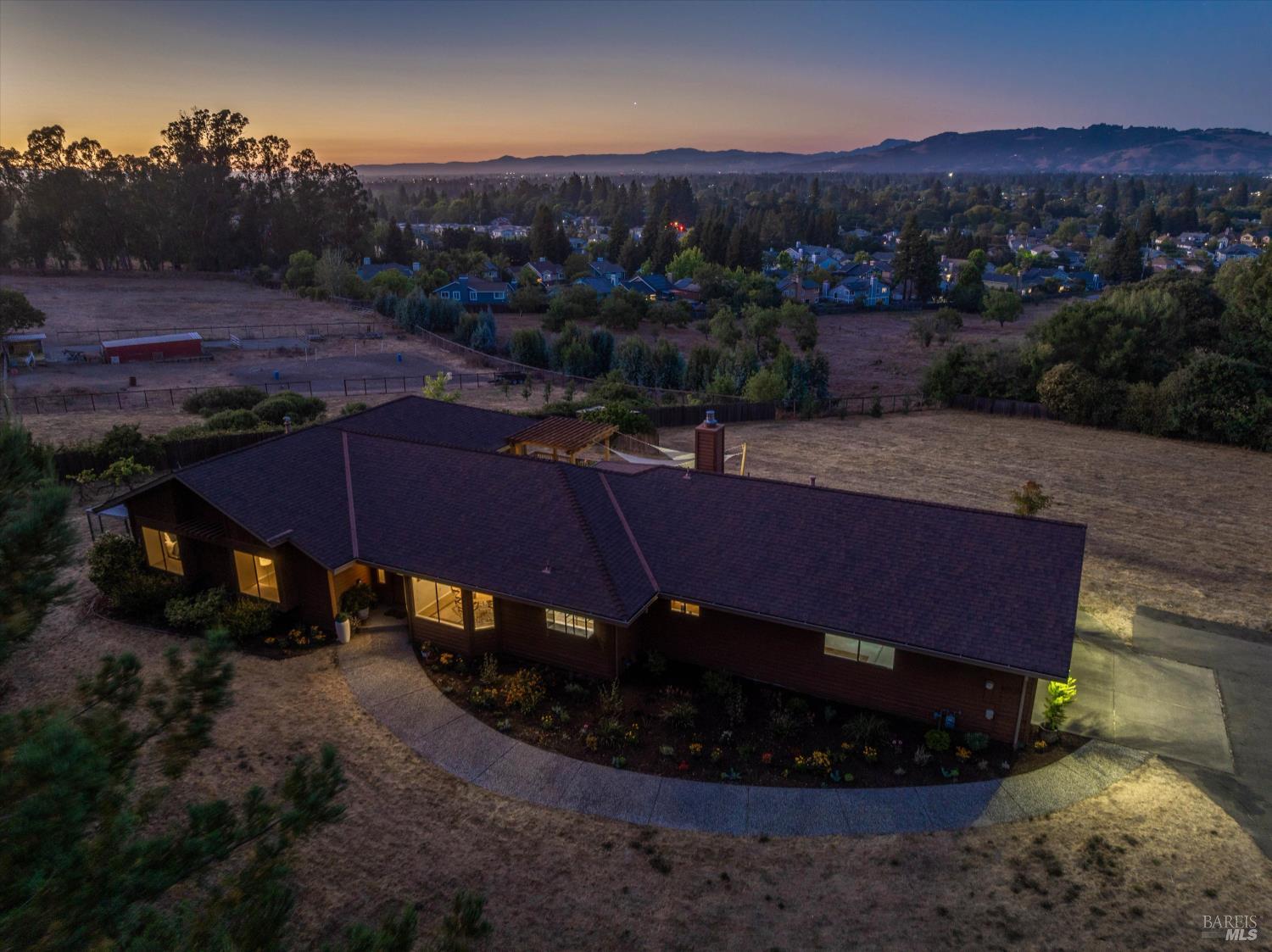 Detail Gallery Image 47 of 60 For 8962 Cypress Ave, Cotati,  CA 94931 - 3 Beds | 2/1 Baths