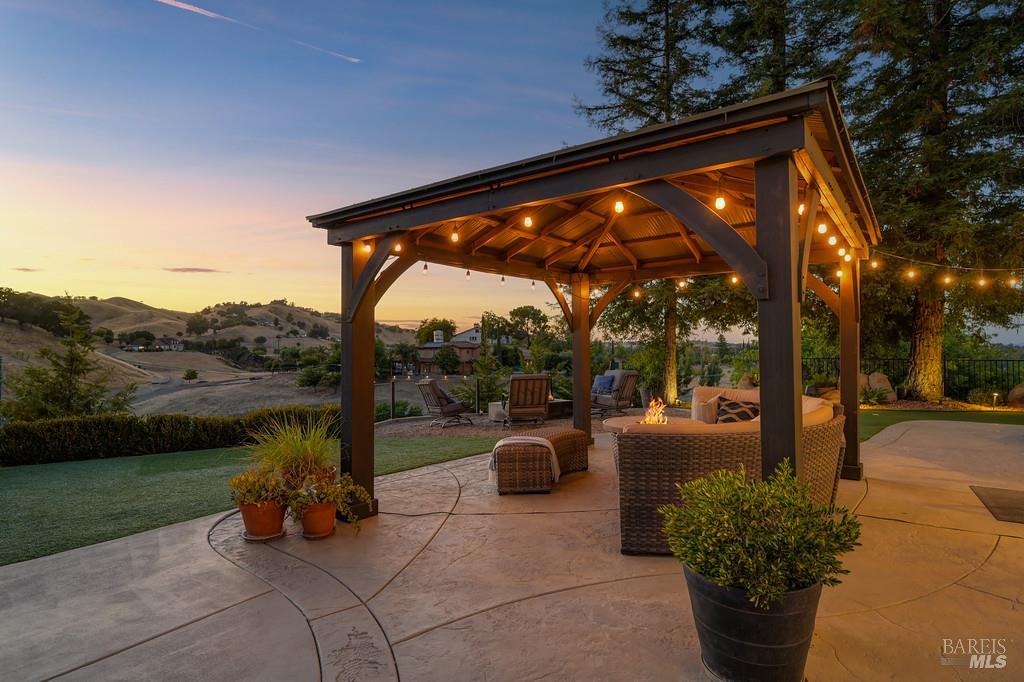 Detail Gallery Image 97 of 99 For 4050 English Oaks Dr, Vacaville,  CA 95688 - 5 Beds | 5 Baths