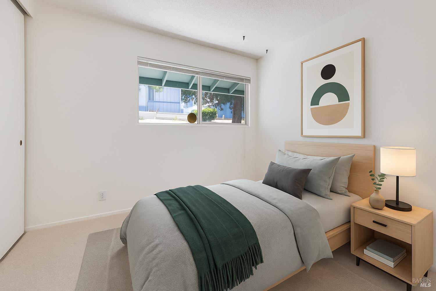 Detail Gallery Image 32 of 55 For 117 Sunset Cir #34,  Benicia,  CA 94510 - 3 Beds | 1/1 Baths