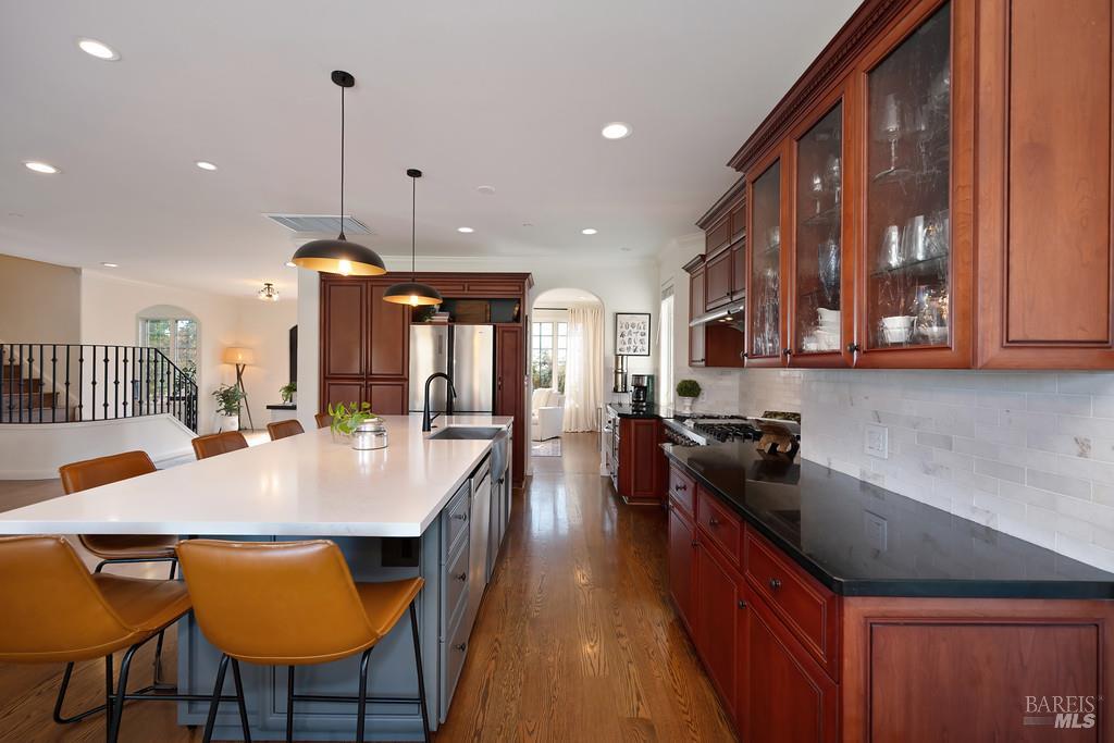 Detail Gallery Image 21 of 99 For 4050 English Oaks Dr, Vacaville,  CA 95688 - 5 Beds | 5 Baths