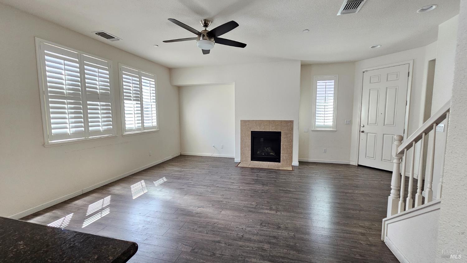 Detail Gallery Image 28 of 29 For 5342 Gramercy Cir, Fairfield,  CA 94533 - 4 Beds | 3/1 Baths