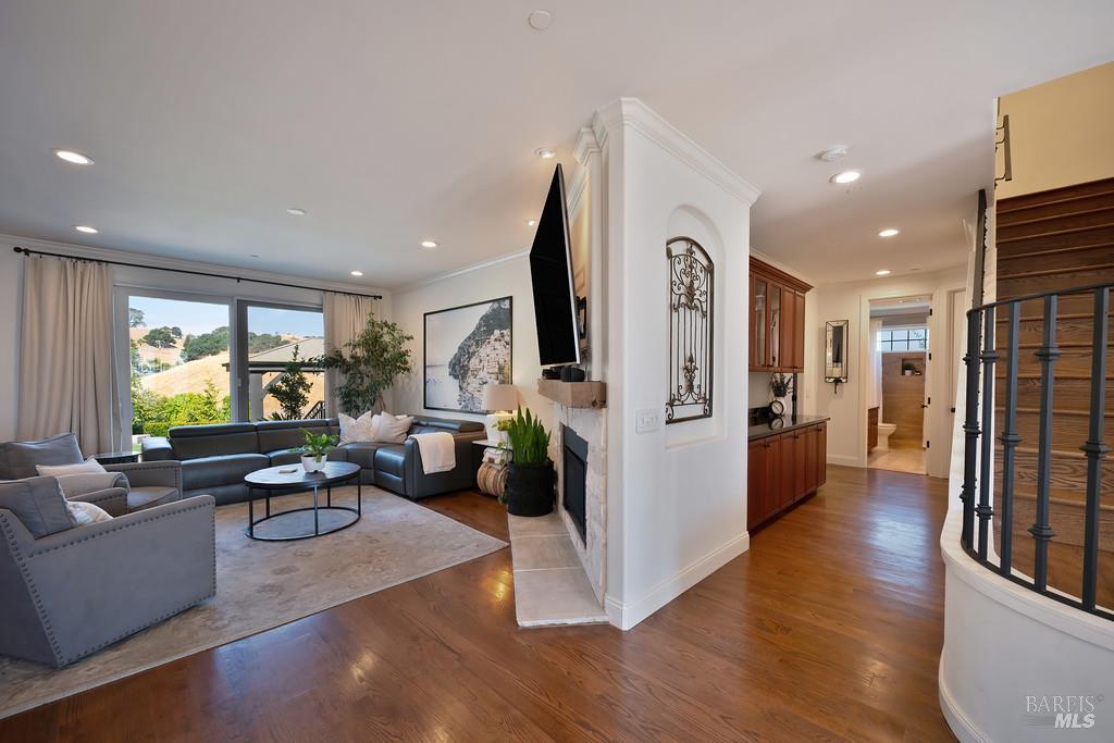 Detail Gallery Image 27 of 99 For 4050 English Oaks Dr, Vacaville,  CA 95688 - 5 Beds | 5 Baths