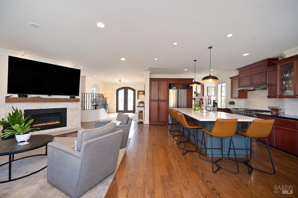Detail Gallery Image 20 of 99 For 4050 English Oaks Dr, Vacaville,  CA 95688 - 5 Beds | 5 Baths