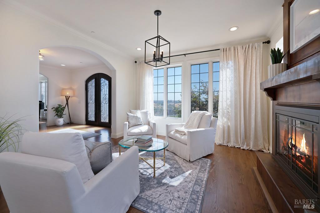 Detail Gallery Image 12 of 99 For 4050 English Oaks Dr, Vacaville,  CA 95688 - 5 Beds | 5 Baths