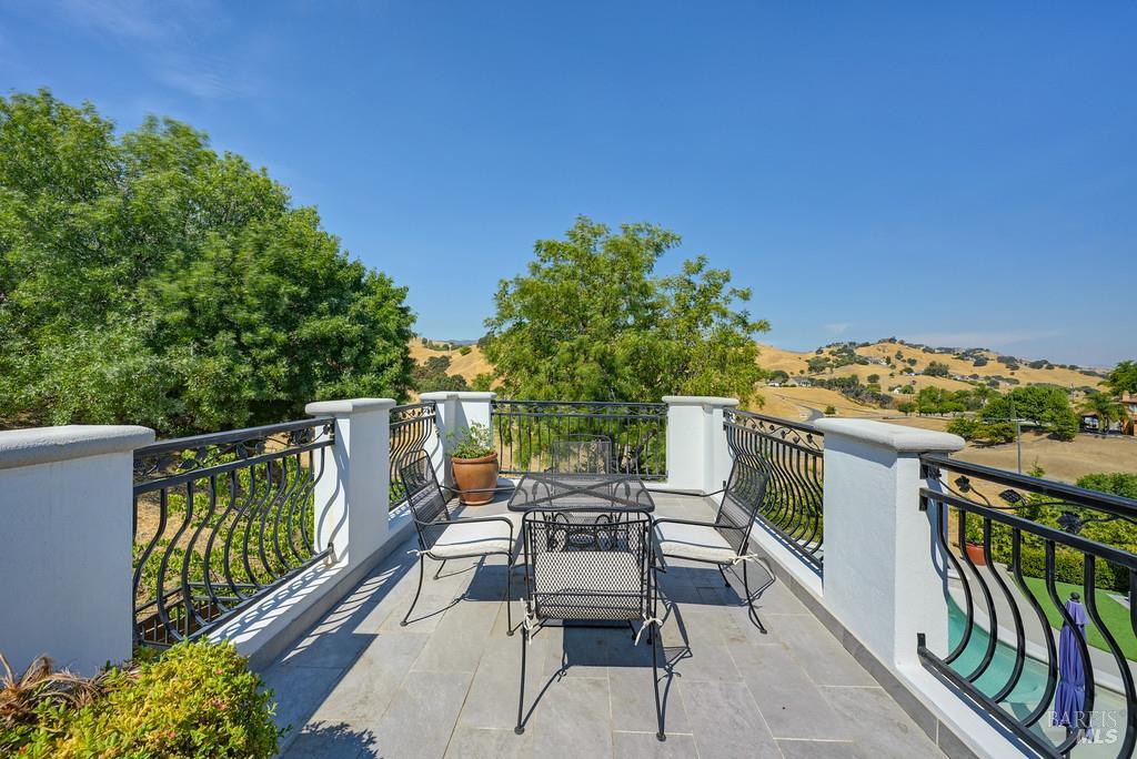 Detail Gallery Image 66 of 99 For 4050 English Oaks Dr, Vacaville,  CA 95688 - 5 Beds | 5 Baths
