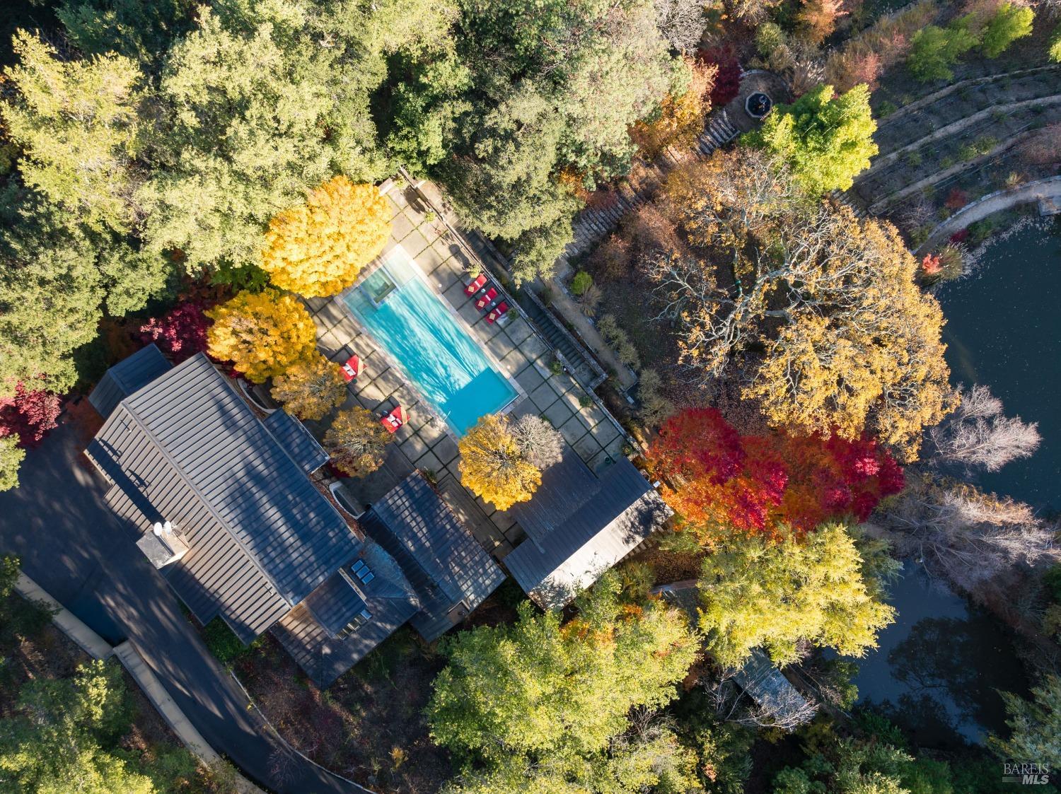 Detail Gallery Image 35 of 37 For 18730 Canyon Rd, Sonoma,  CA 95476 - 4 Beds | 4/1 Baths