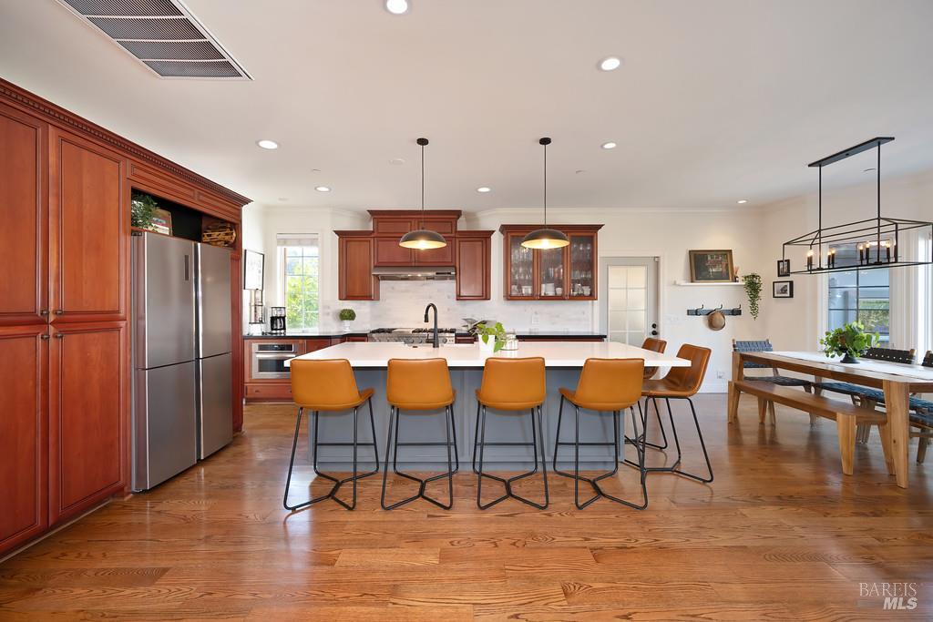 Detail Gallery Image 17 of 99 For 4050 English Oaks Dr, Vacaville,  CA 95688 - 5 Beds | 5 Baths