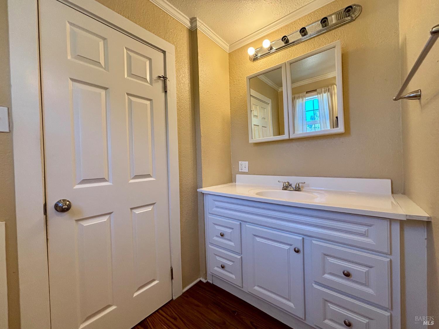 Detail Gallery Image 14 of 38 For 226 Nigh St, Vallejo,  CA 94590 - 3 Beds | 1/1 Baths