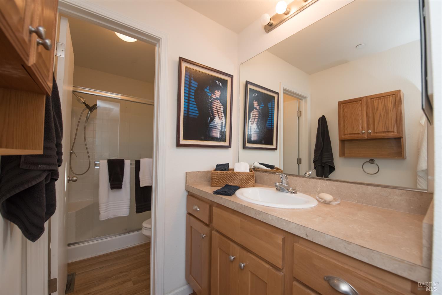 Detail Gallery Image 49 of 88 For 5301 Hutchinson Rd, Sebastopol,  CA 95472 - 3 Beds | 3 Baths