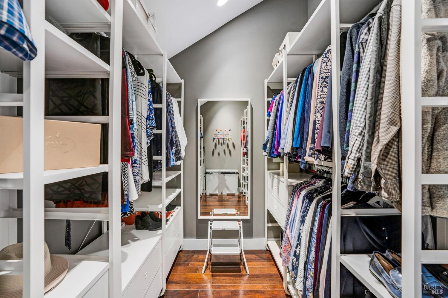 Detail Gallery Image 70 of 96 For 6555 Yount St, Yountville,  CA 94599 - 3 Beds | 2/1 Baths