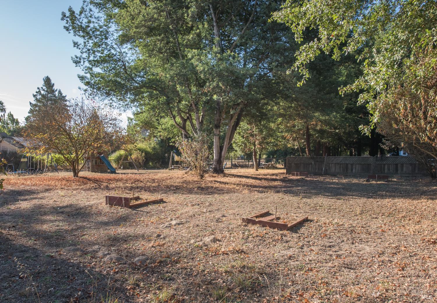 Detail Gallery Image 71 of 88 For 5301 Hutchinson Rd, Sebastopol,  CA 95472 - 3 Beds | 3 Baths