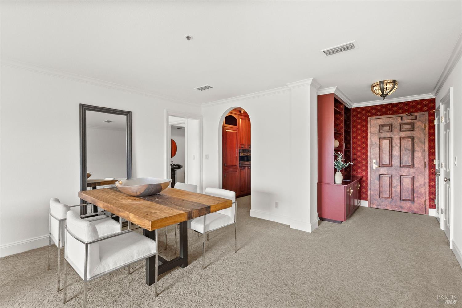 Detail Gallery Image 4 of 31 For 100 Thorndale Dr #244,  San Rafael,  CA 94903 - 2 Beds | 1/1 Baths