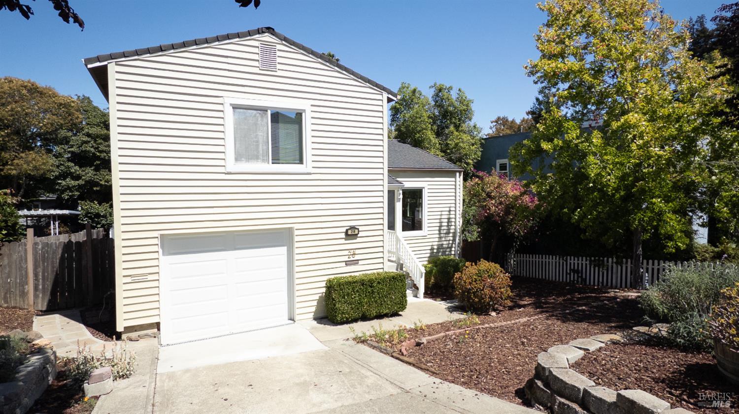 Detail Gallery Image 25 of 37 For 28 D St, Vallejo,  CA 94590 - 2 Beds | 1 Baths