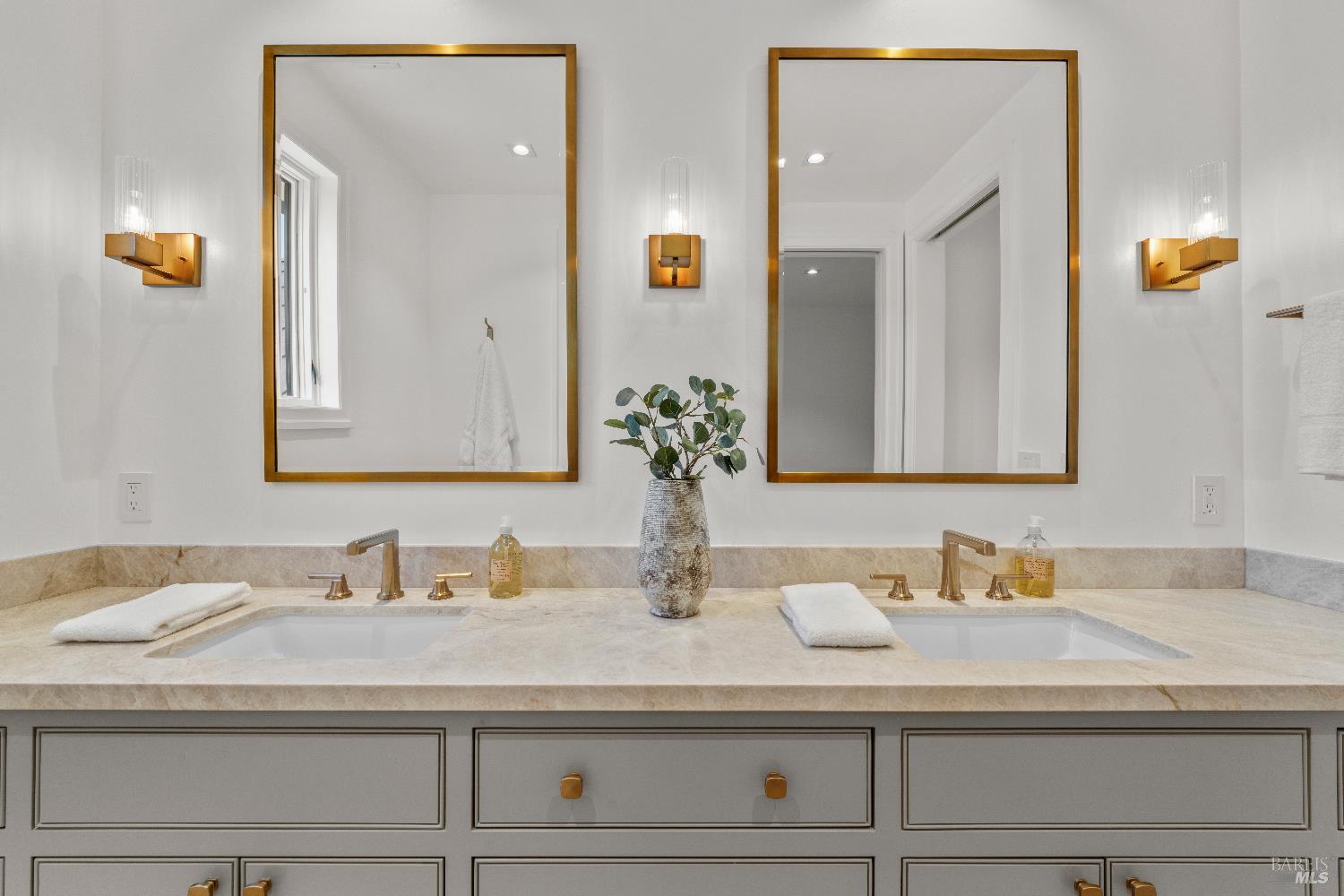 Detail Gallery Image 56 of 68 For 2509 Madrona Ave, Saint Helena,  CA 94574 - 4 Beds | 4/1 Baths