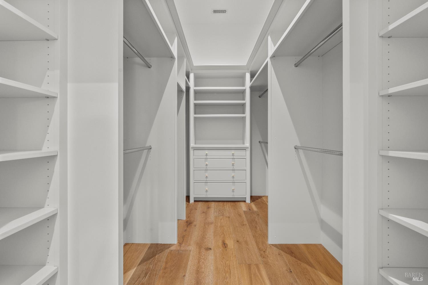 Detail Gallery Image 36 of 68 For 2509 Madrona Ave, Saint Helena,  CA 94574 - 4 Beds | 4/1 Baths