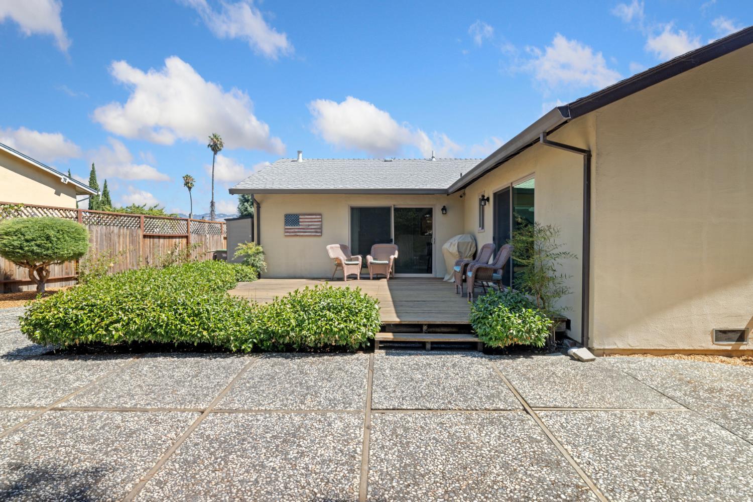 Detail Gallery Image 37 of 42 For 2014 Crinella Dr, Petaluma,  CA 94954 - 4 Beds | 2 Baths