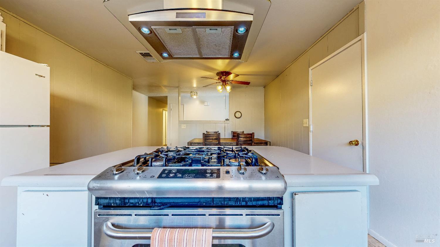 Detail Gallery Image 20 of 47 For 805 Lombard Way, Rohnert Park,  CA 94928 - 4 Beds | 2 Baths