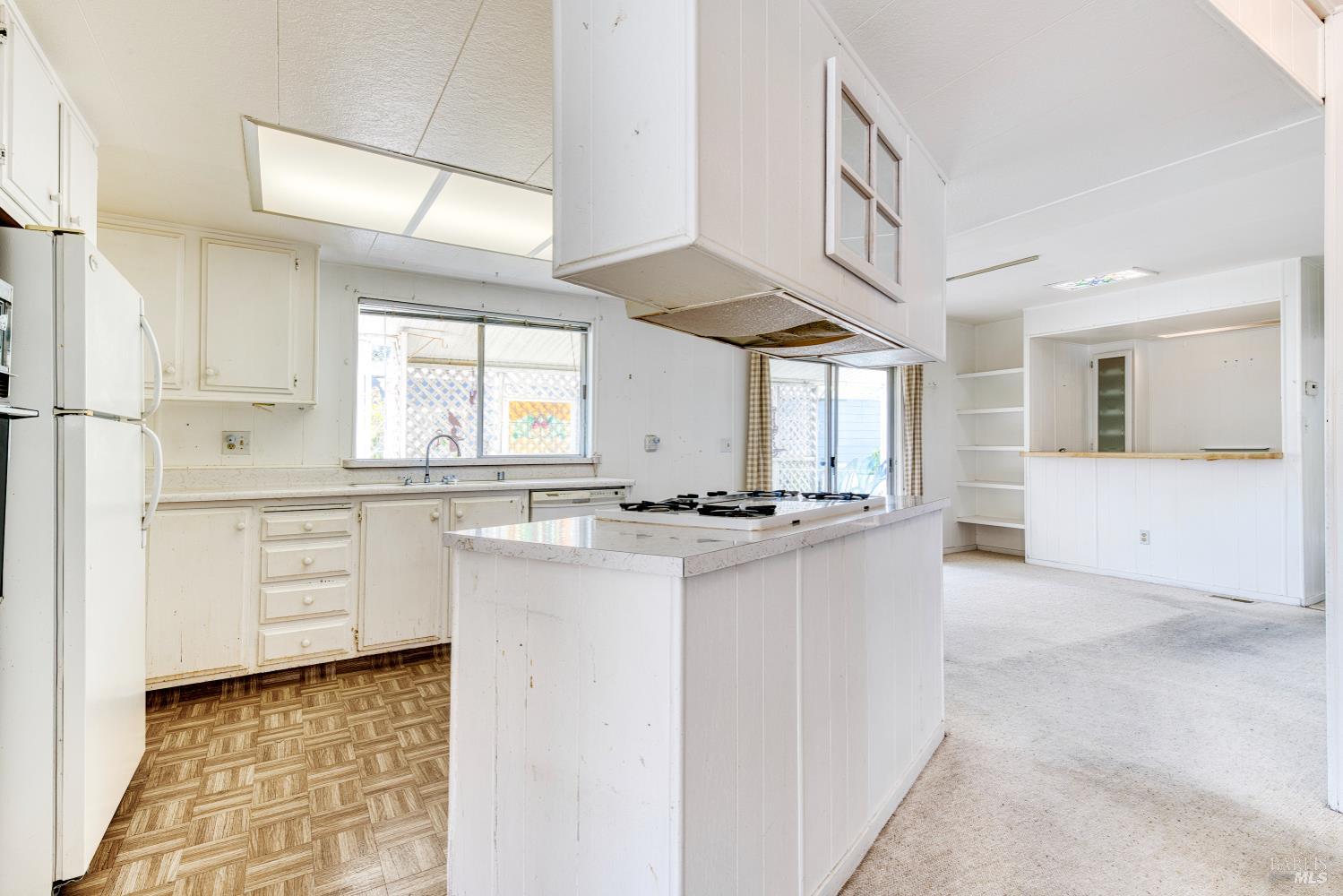 Detail Gallery Image 17 of 30 For 15 Meadow View Unkn, Novato,  CA 94949 - 2 Beds | 2 Baths