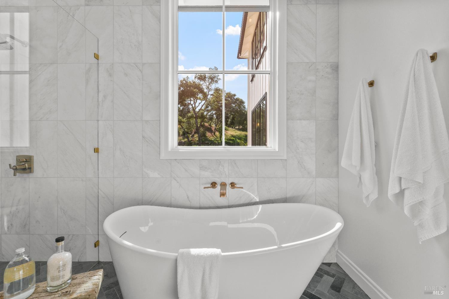 Detail Gallery Image 32 of 68 For 2509 Madrona Ave, Saint Helena,  CA 94574 - 4 Beds | 4/1 Baths