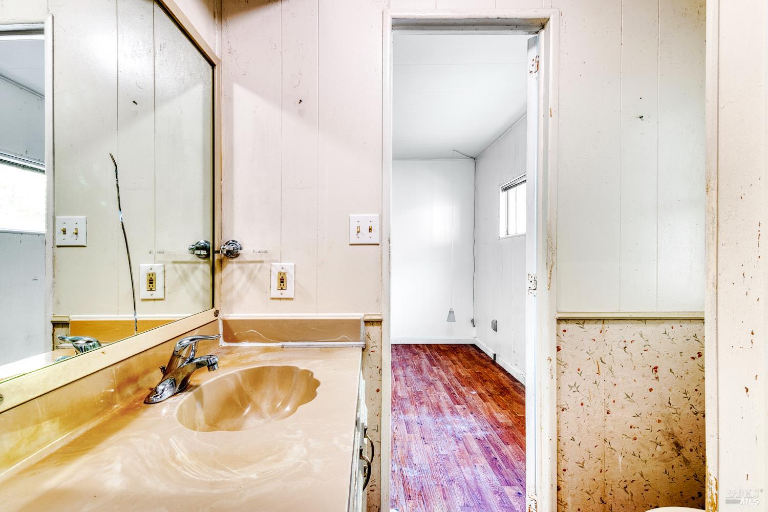 Detail Gallery Image 8 of 30 For 15 Meadow View Unkn, Novato,  CA 94949 - 2 Beds | 2 Baths