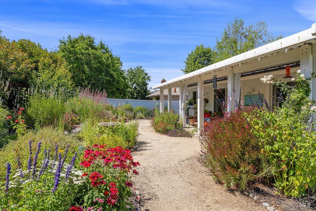 Detail Gallery Image 26 of 39 For 7414 Oakmont Dr, Santa Rosa,  CA 95409 - 3 Beds | 2 Baths