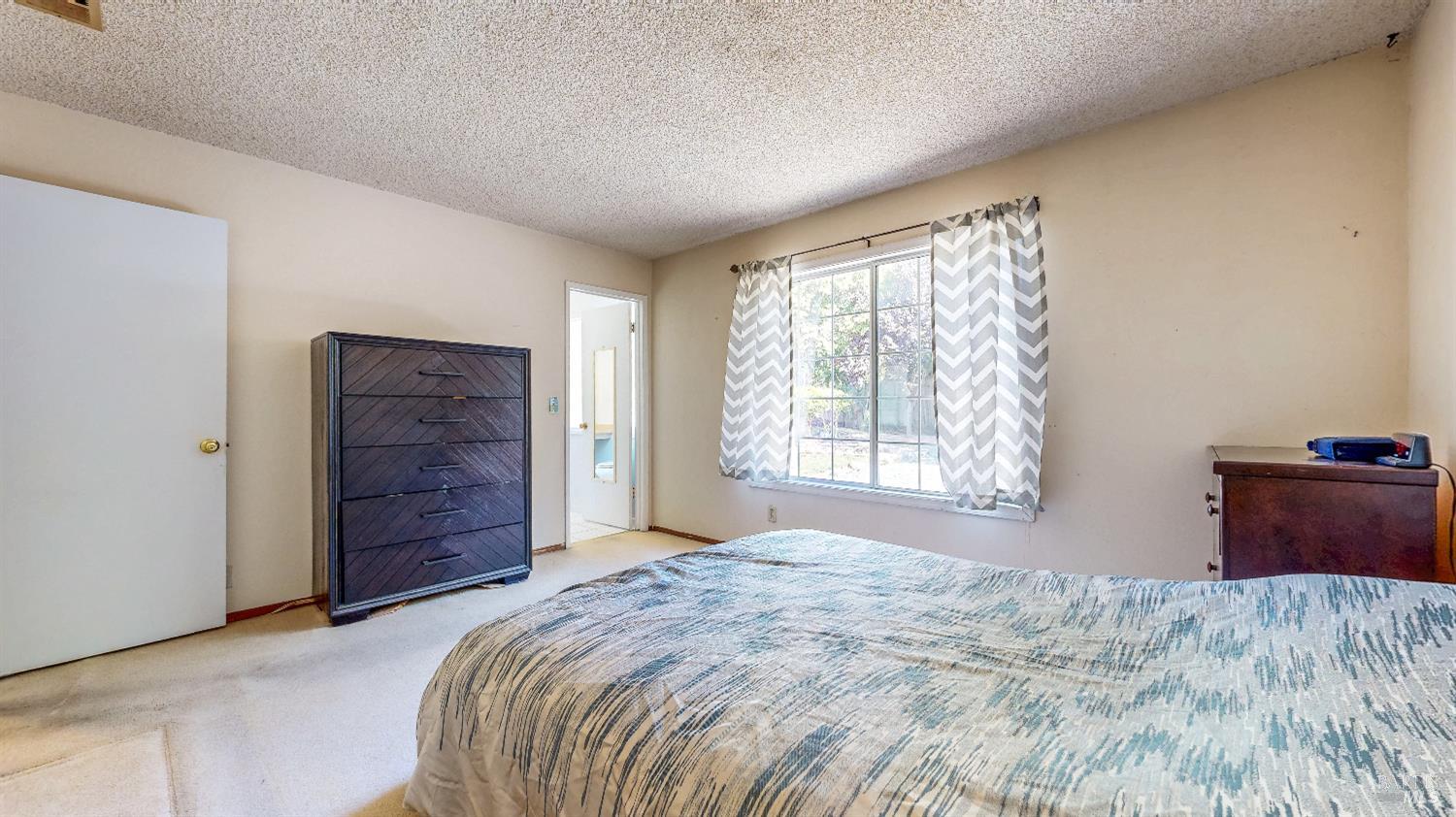 Detail Gallery Image 33 of 47 For 805 Lombard Way, Rohnert Park,  CA 94928 - 4 Beds | 2 Baths