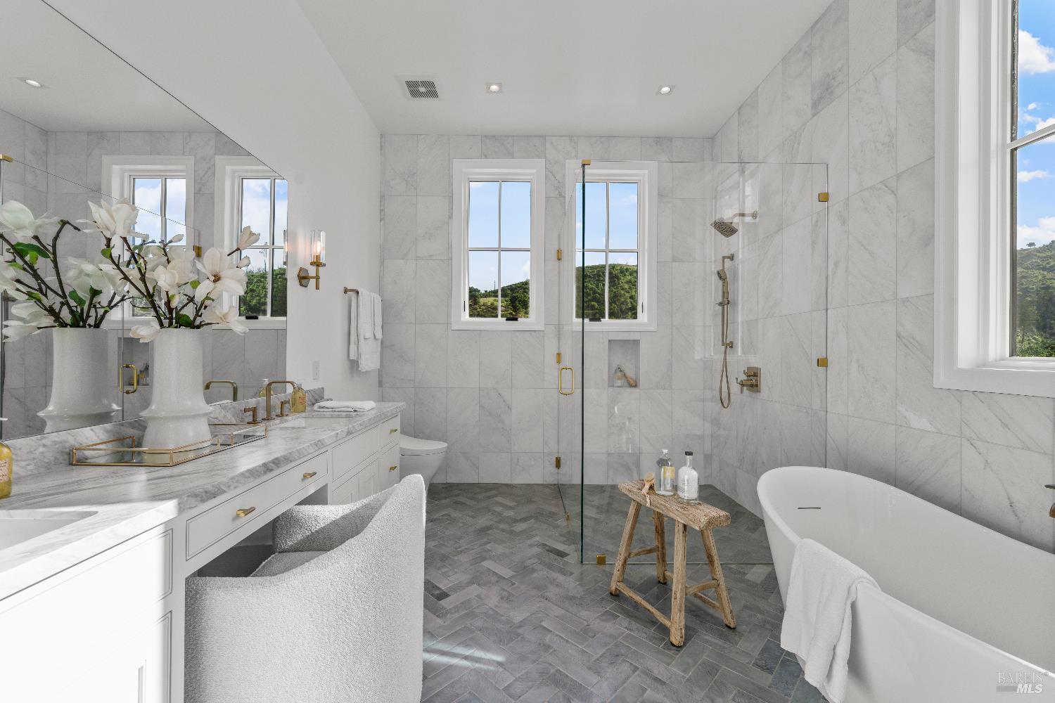 Detail Gallery Image 34 of 68 For 2509 Madrona Ave, Saint Helena,  CA 94574 - 4 Beds | 4/1 Baths