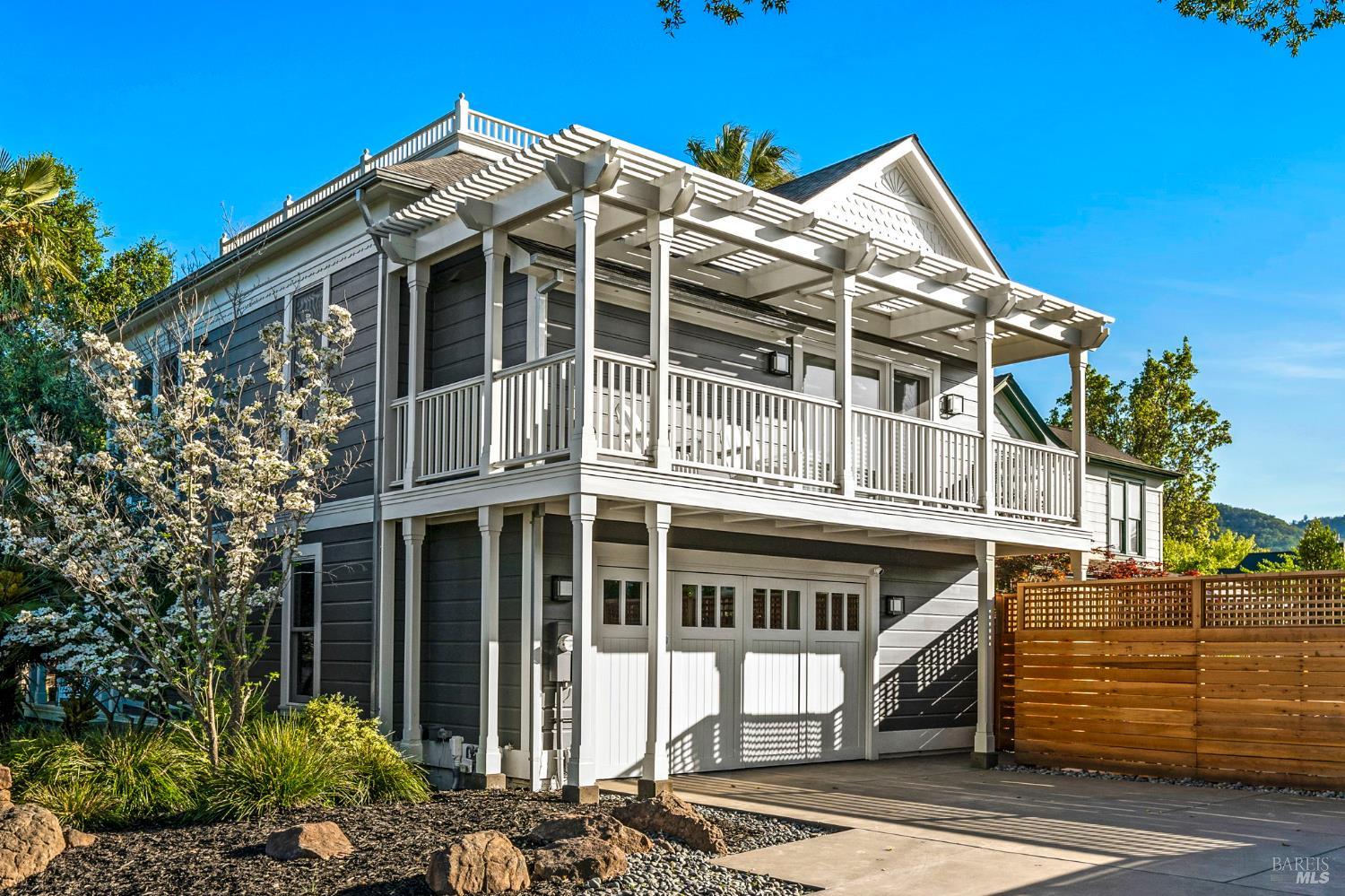 Detail Gallery Image 3 of 96 For 6555 Yount St, Yountville,  CA 94599 - 3 Beds | 2/1 Baths