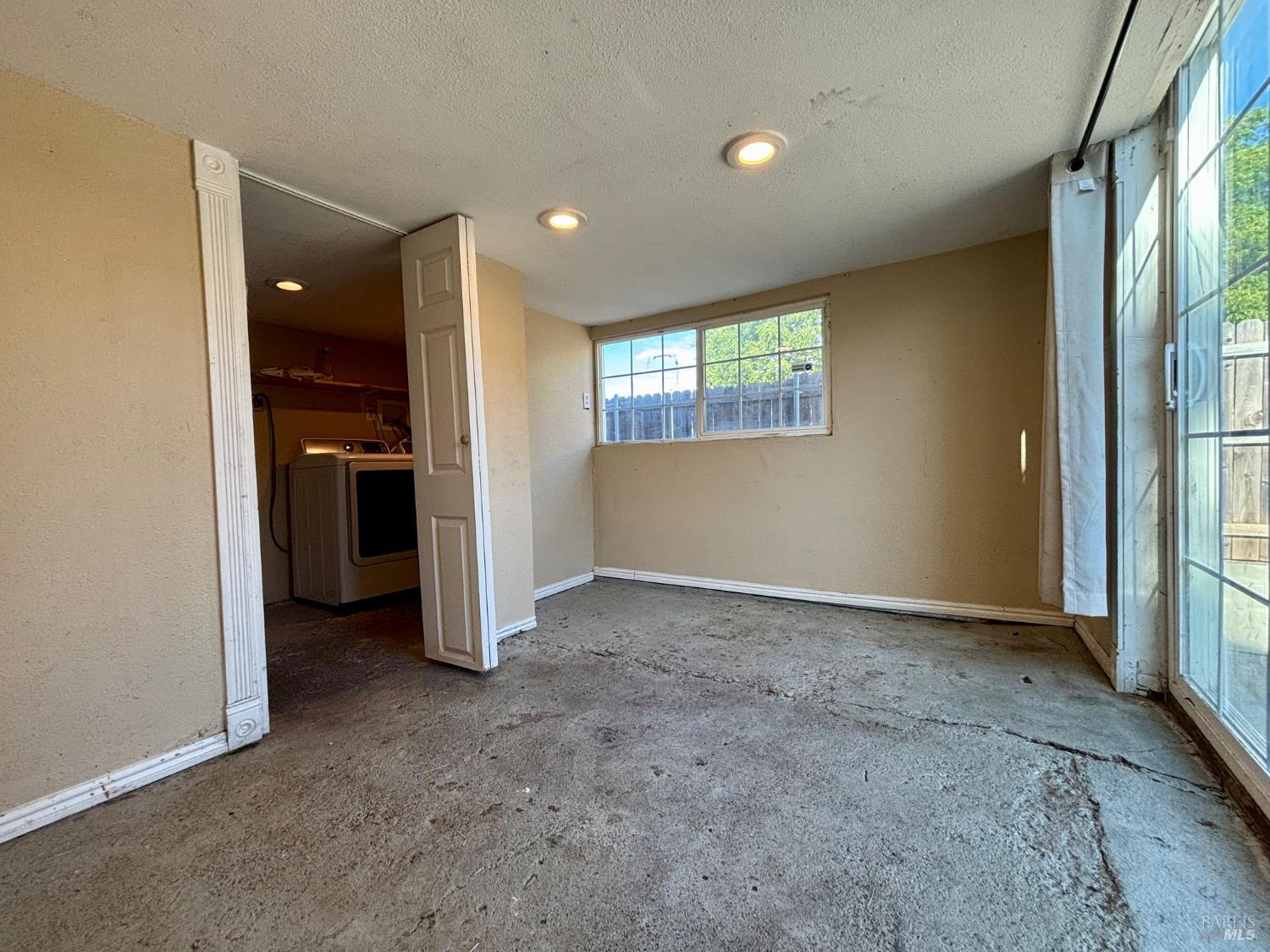 Detail Gallery Image 22 of 38 For 226 Nigh St, Vallejo,  CA 94590 - 3 Beds | 1/1 Baths