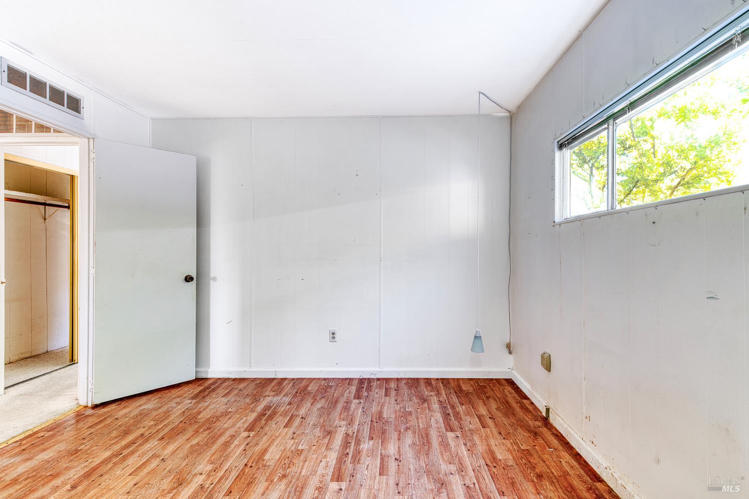 Detail Gallery Image 10 of 30 For 15 Meadow View Unkn, Novato,  CA 94949 - 2 Beds | 2 Baths