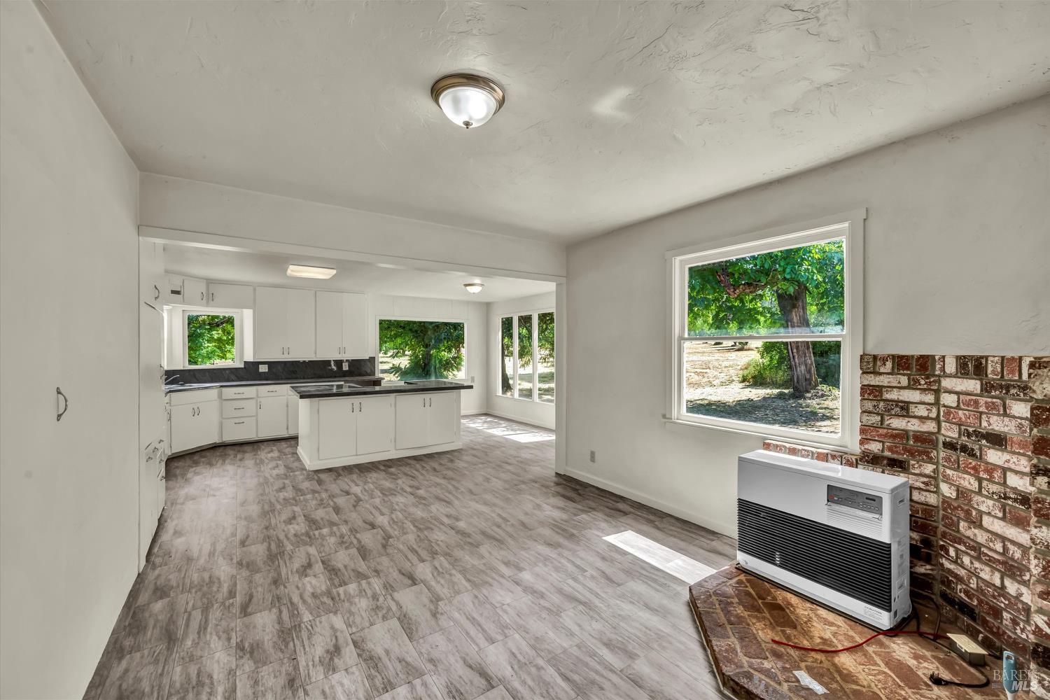 Detail Gallery Image 16 of 50 For 22550 Shady Grove Rd, Middletown,  CA 95461 - 3 Beds | 1 Baths