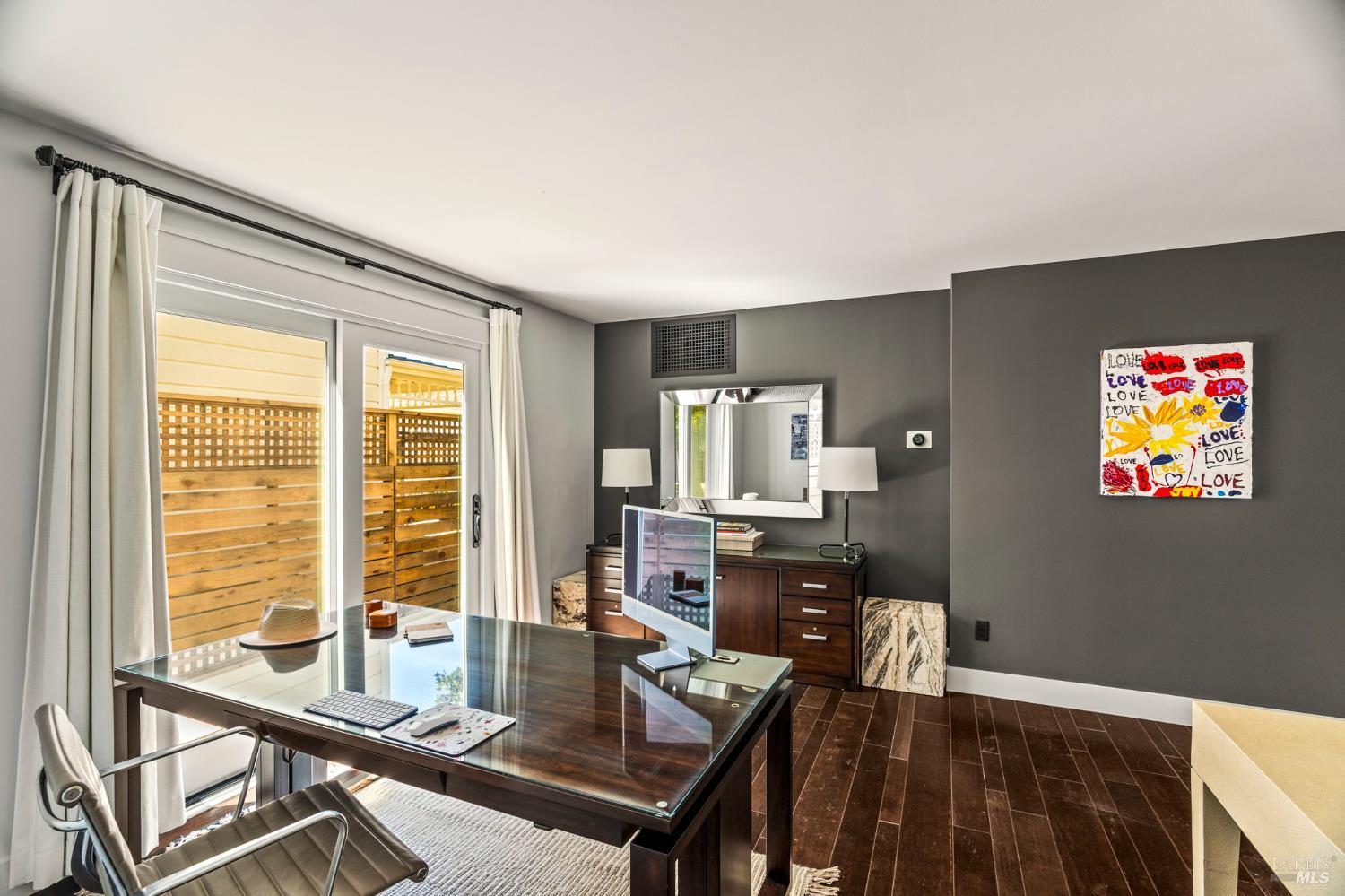 Detail Gallery Image 16 of 96 For 6555 Yount St, Yountville,  CA 94599 - 3 Beds | 2/1 Baths