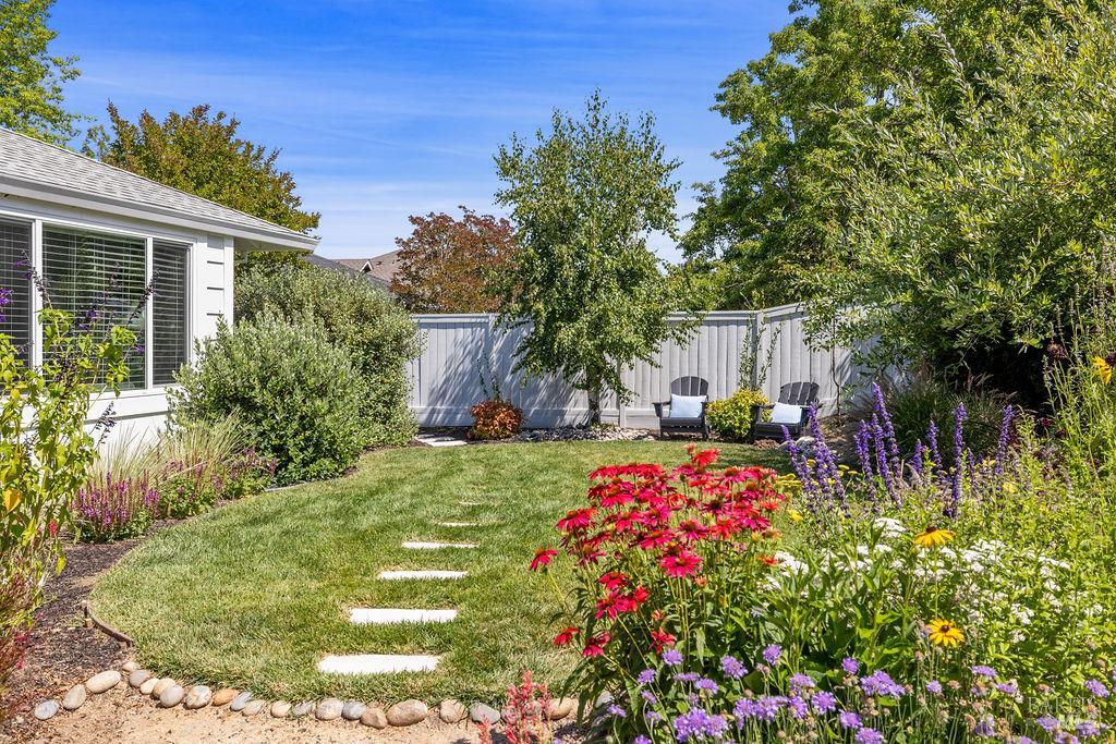 Detail Gallery Image 29 of 39 For 7414 Oakmont Dr, Santa Rosa,  CA 95409 - 3 Beds | 2 Baths