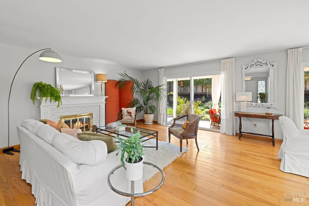 Detail Gallery Image 7 of 39 For 7414 Oakmont Dr, Santa Rosa,  CA 95409 - 3 Beds | 2 Baths