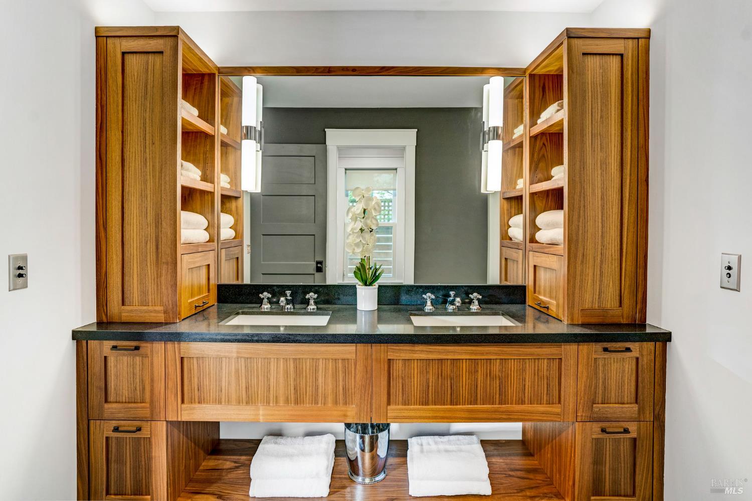 Detail Gallery Image 53 of 96 For 6555 Yount St, Yountville,  CA 94599 - 3 Beds | 2/1 Baths