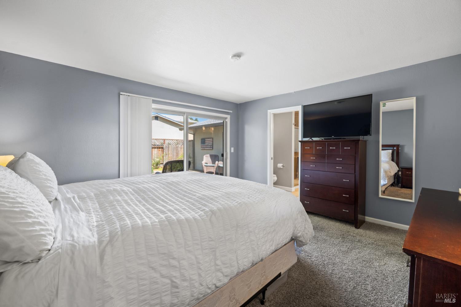 Detail Gallery Image 24 of 42 For 2014 Crinella Dr, Petaluma,  CA 94954 - 4 Beds | 2 Baths