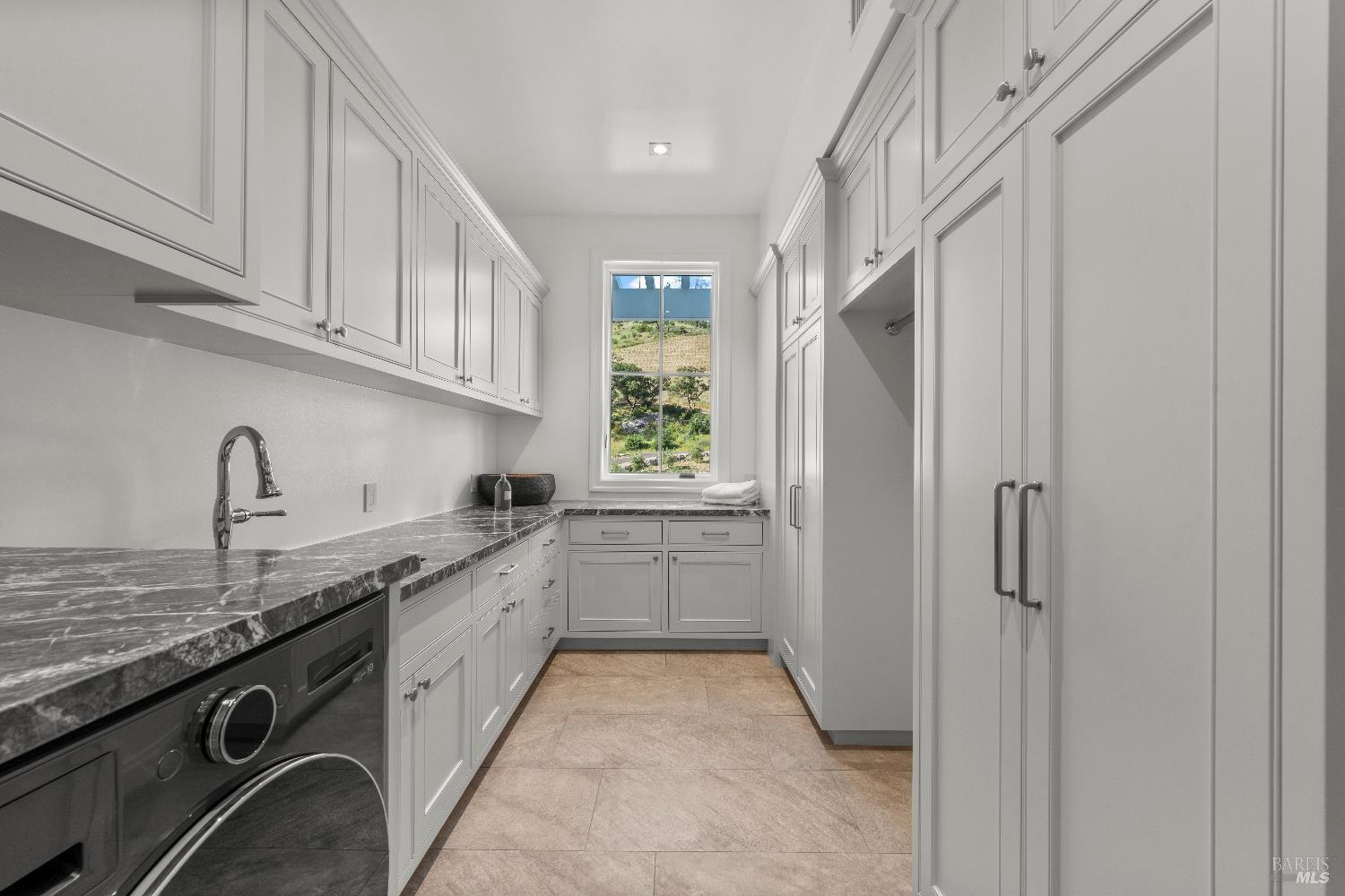 Detail Gallery Image 45 of 68 For 2509 Madrona Ave, Saint Helena,  CA 94574 - 4 Beds | 4/1 Baths