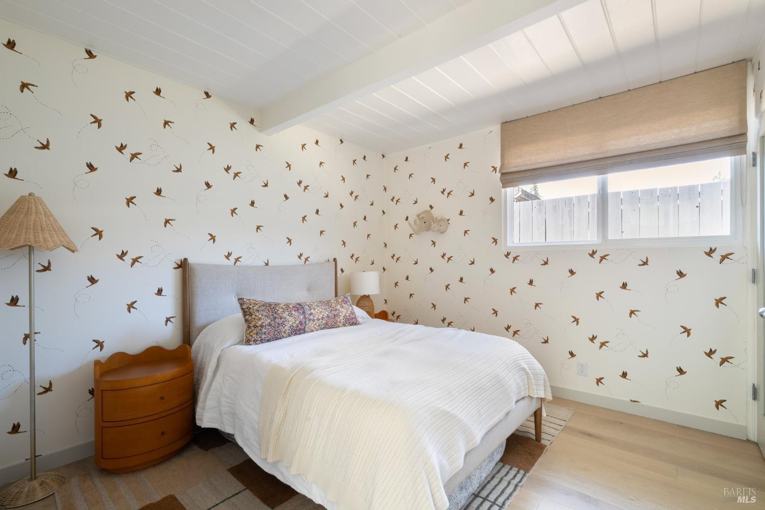 Detail Gallery Image 14 of 34 For 821 Flaxberry Ln, San Rafael,  CA 94903 - 4 Beds | 3 Baths