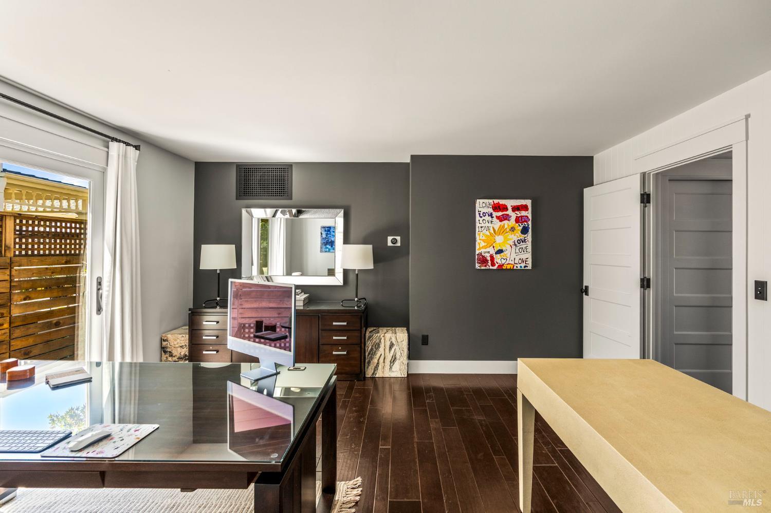 Detail Gallery Image 13 of 96 For 6555 Yount St, Yountville,  CA 94599 - 3 Beds | 2/1 Baths