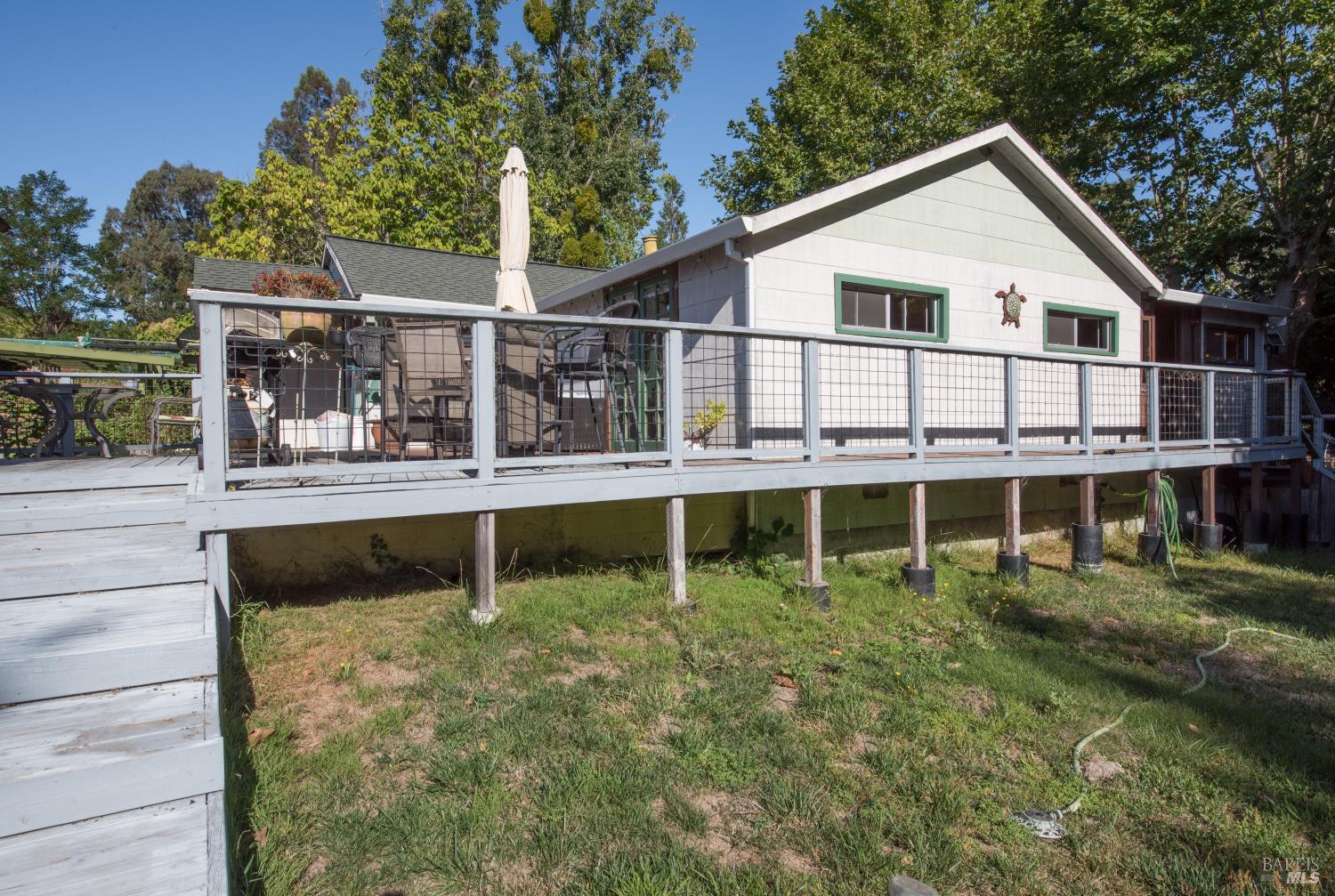 Detail Gallery Image 7 of 88 For 5301 Hutchinson Rd, Sebastopol,  CA 95472 - 3 Beds | 3 Baths