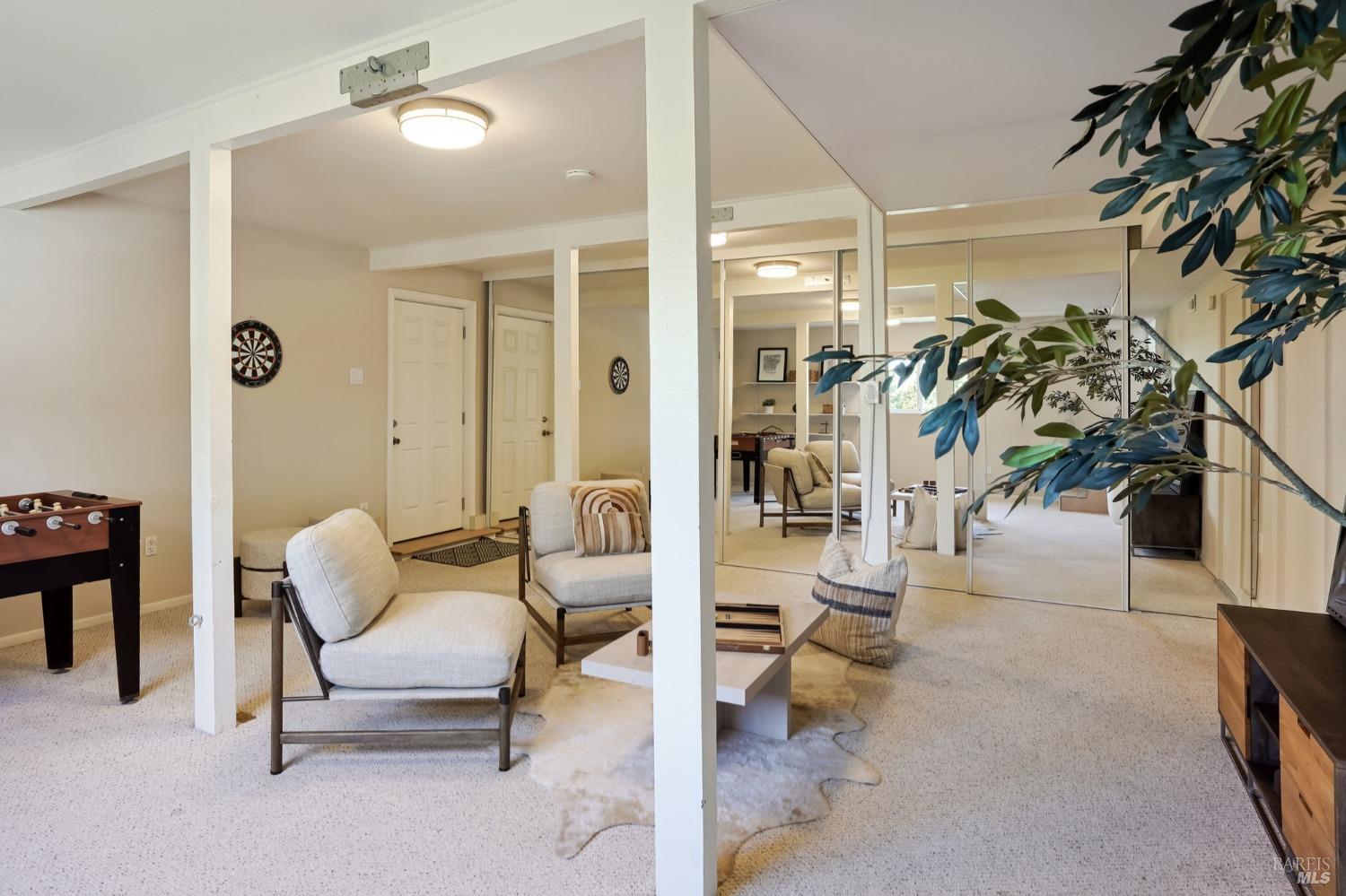 Detail Gallery Image 27 of 50 For 544 Bret Harte Rd, San Rafael,  CA 94901 - 4 Beds | 3 Baths