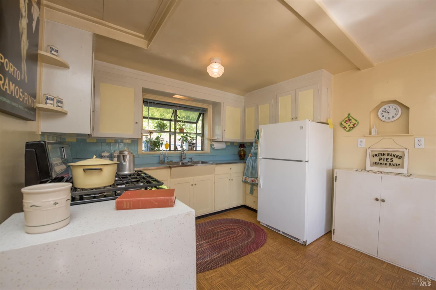 Detail Gallery Image 17 of 88 For 5301 Hutchinson Rd, Sebastopol,  CA 95472 - 3 Beds | 3 Baths