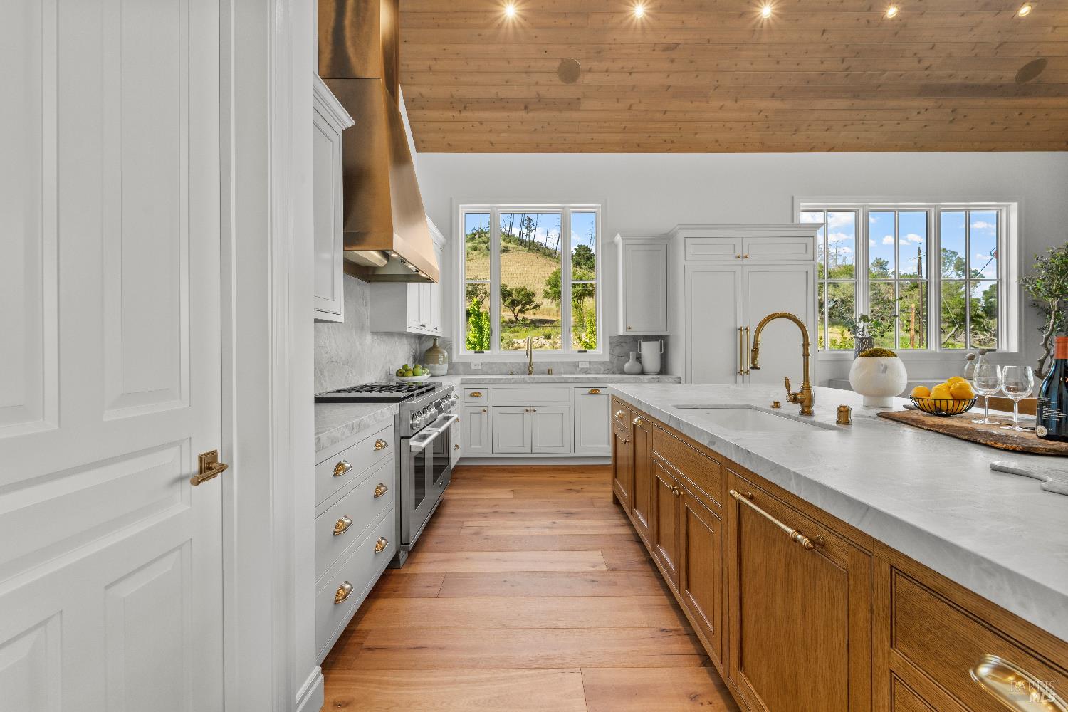 Detail Gallery Image 20 of 68 For 2509 Madrona Ave, Saint Helena,  CA 94574 - 4 Beds | 4/1 Baths