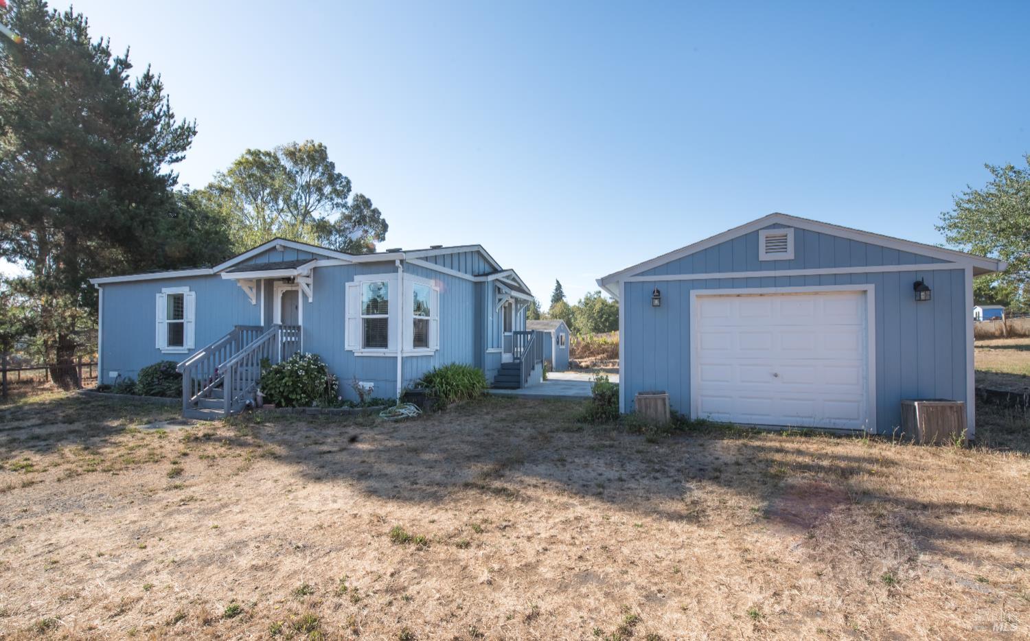Detail Gallery Image 35 of 88 For 5301 Hutchinson Rd, Sebastopol,  CA 95472 - 3 Beds | 3 Baths