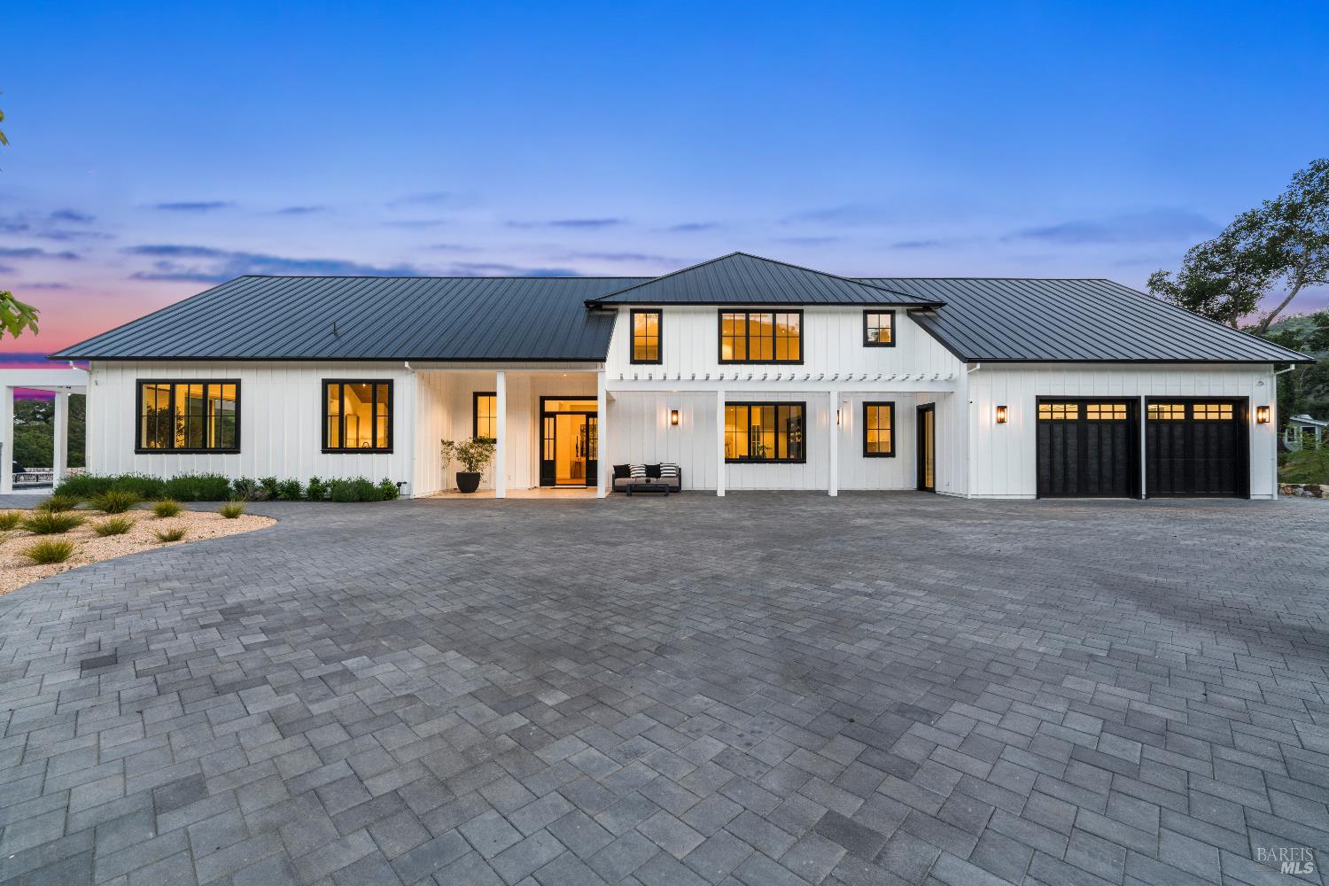 Detail Gallery Image 4 of 68 For 2509 Madrona Ave, Saint Helena,  CA 94574 - 4 Beds | 4/1 Baths