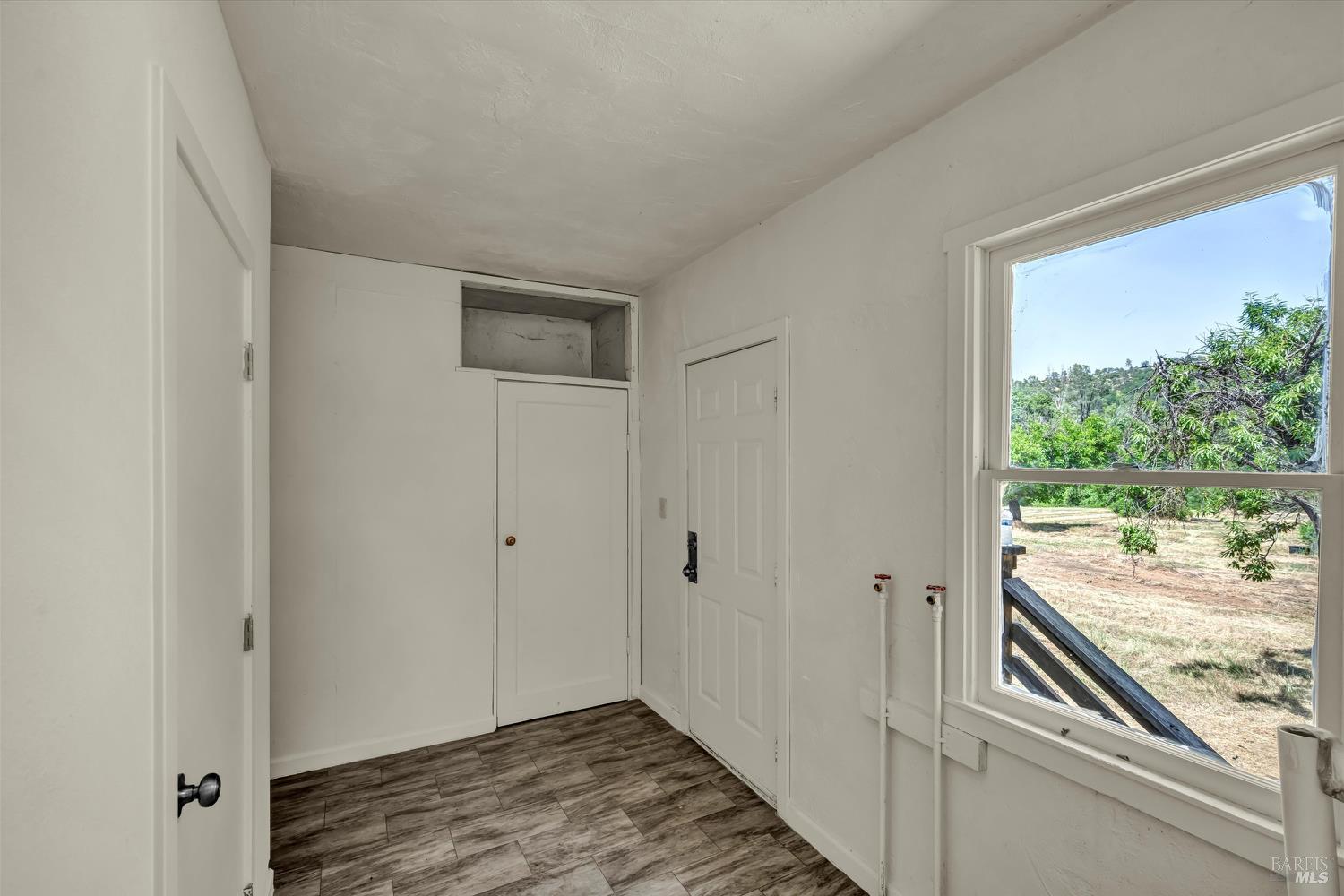 Detail Gallery Image 18 of 50 For 22550 Shady Grove Rd, Middletown,  CA 95461 - 3 Beds | 1 Baths