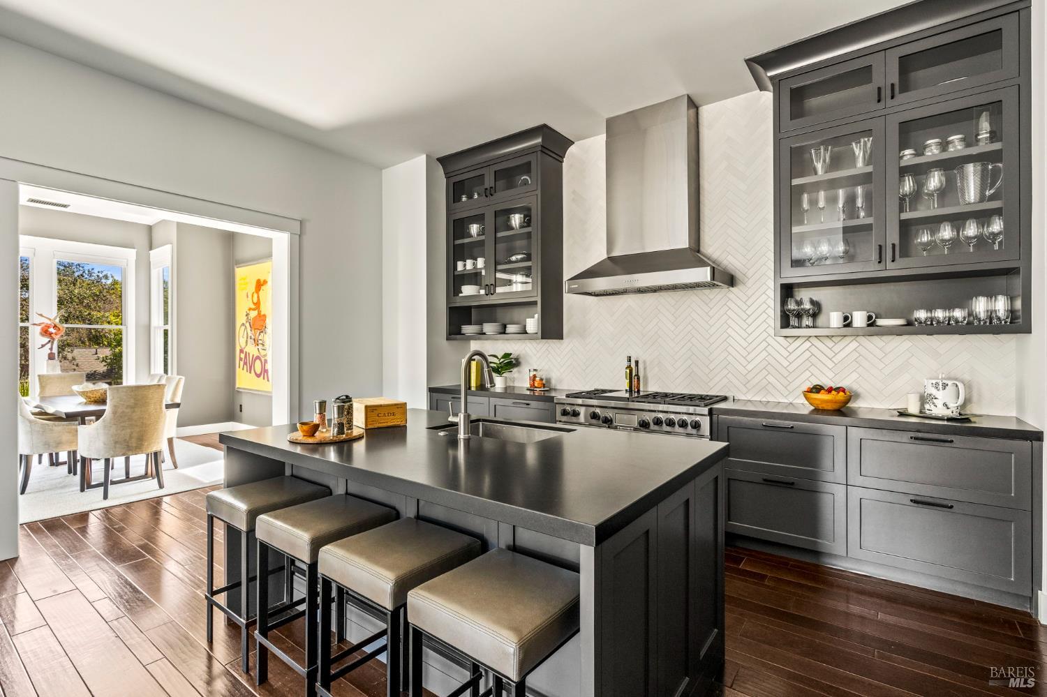 Detail Gallery Image 31 of 96 For 6555 Yount St, Yountville,  CA 94599 - 3 Beds | 2/1 Baths
