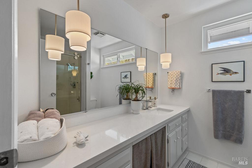 Detail Gallery Image 22 of 39 For 7414 Oakmont Dr, Santa Rosa,  CA 95409 - 3 Beds | 2 Baths