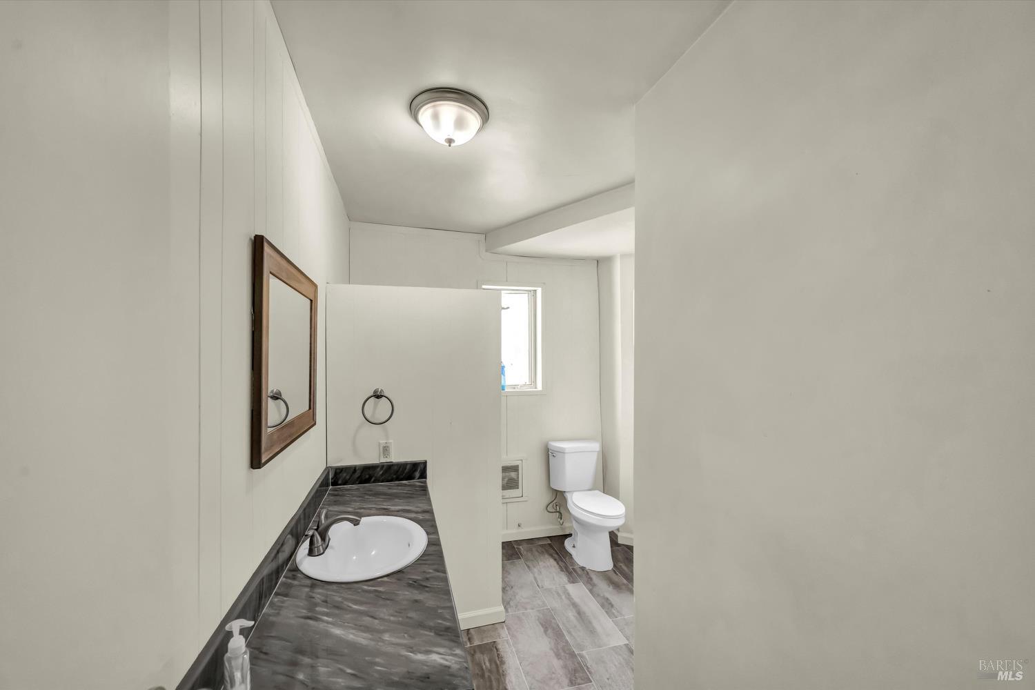 Detail Gallery Image 11 of 50 For 22550 Shady Grove Rd, Middletown,  CA 95461 - 3 Beds | 1 Baths