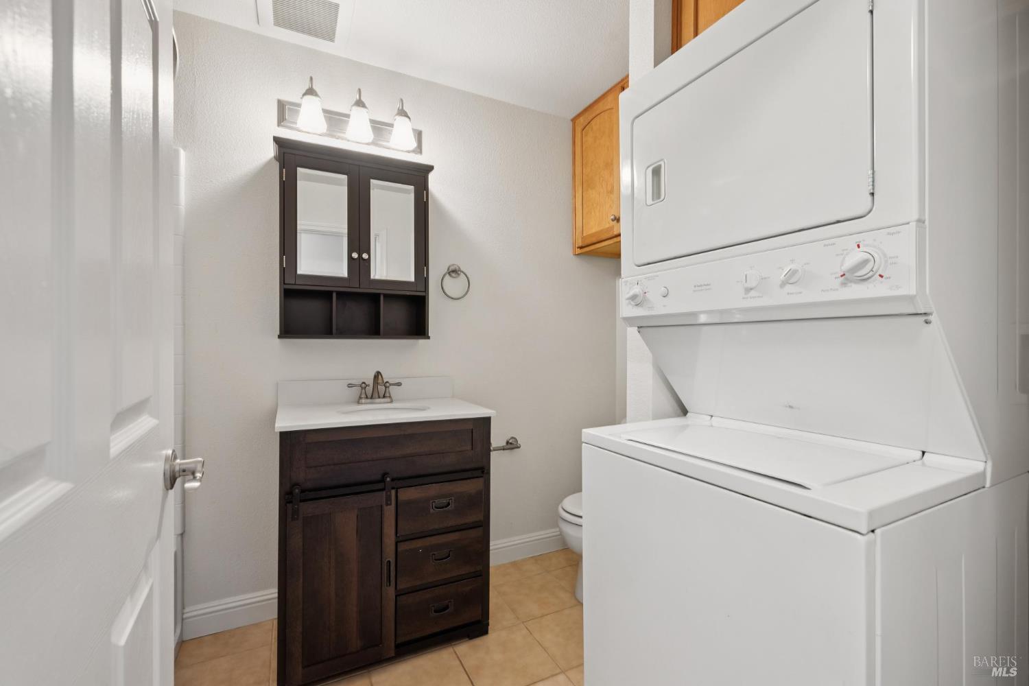 Detail Gallery Image 18 of 27 For 225 Burt St #34,  Santa Rosa,  CA 95407 - 2 Beds | 2 Baths